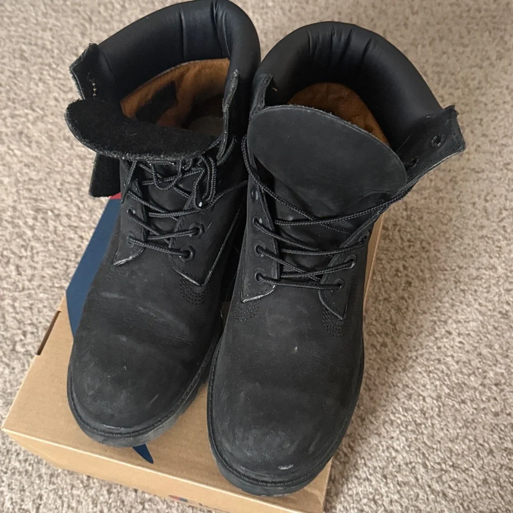 Timberland Women’s 6 Inch Double Collar Black Boot